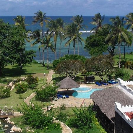 Hill Park Hotel - Tiwi Beach Ngoại thất bức ảnh
