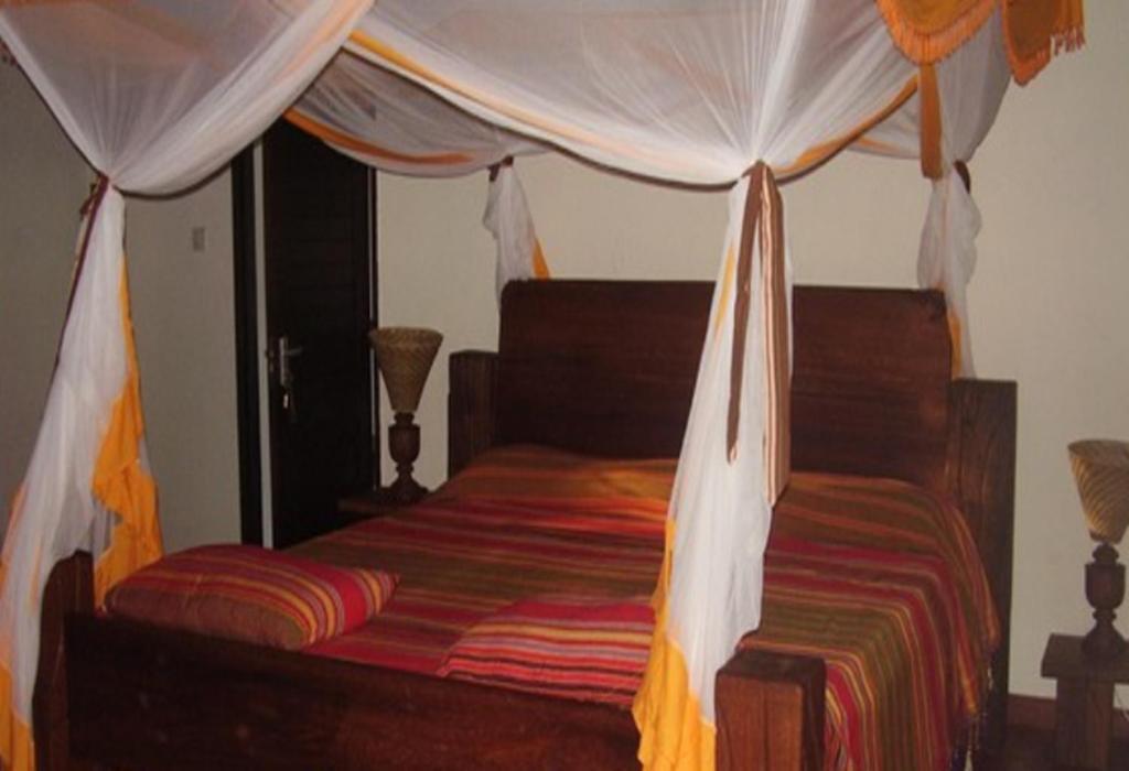Hill Park Hotel - Tiwi Beach Phòng bức ảnh