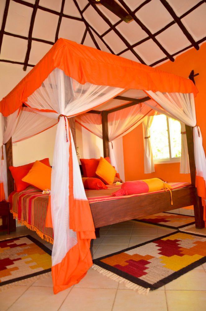 Hill Park Hotel - Tiwi Beach Ngoại thất bức ảnh